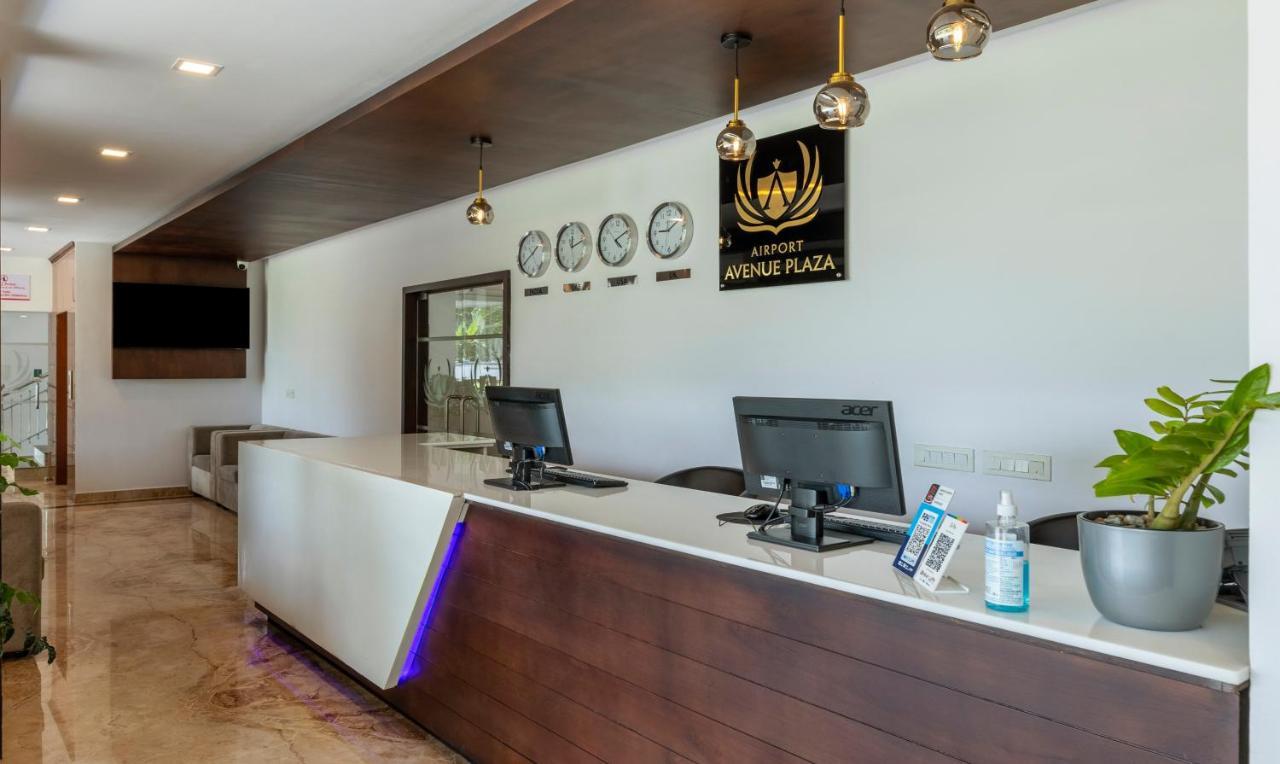 Treebo Trend Airport Avenue Plaza Cochin Airport Hotel Kochi Kültér fotó