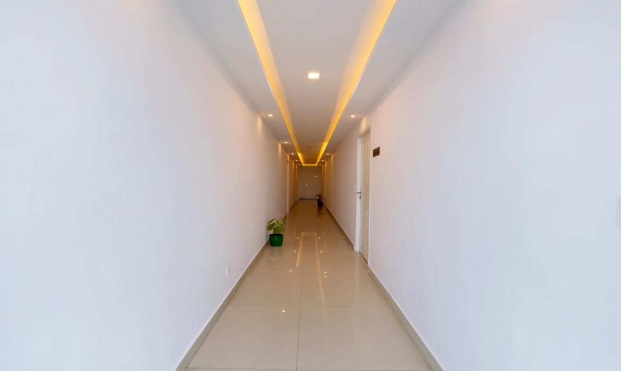 Treebo Trend Airport Avenue Plaza Cochin Airport Hotel Kochi Kültér fotó